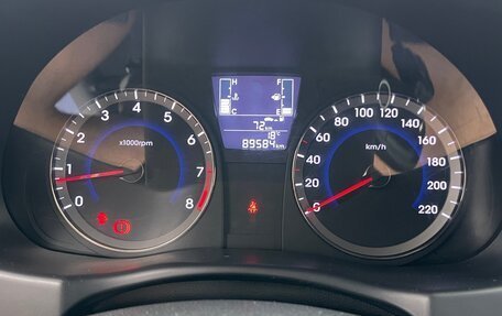Hyundai Solaris II рестайлинг, 2016 год, 999 000 рублей, 11 фотография