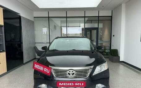 Toyota Camry, 2012 год, 1 950 000 рублей, 2 фотография