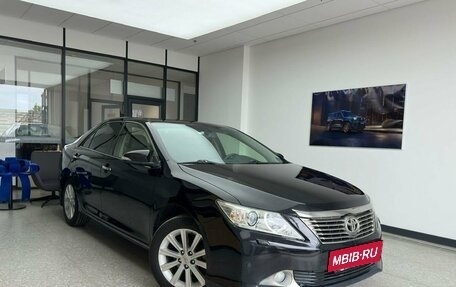 Toyota Camry, 2012 год, 1 950 000 рублей, 3 фотография