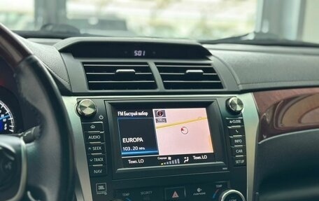 Toyota Camry, 2012 год, 1 950 000 рублей, 16 фотография