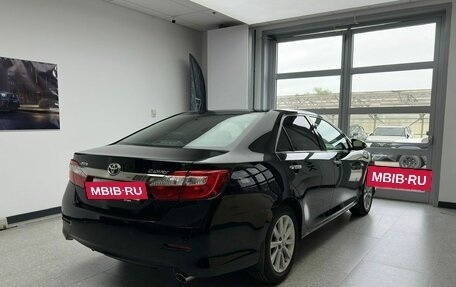 Toyota Camry, 2012 год, 1 950 000 рублей, 4 фотография