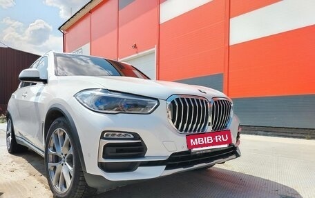 BMW X5, 2020 год, 5 737 000 рублей, 2 фотография