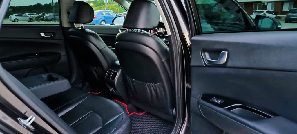 KIA Optima IV рестайлинг, 2018 год, 1 800 000 рублей, 9 фотография