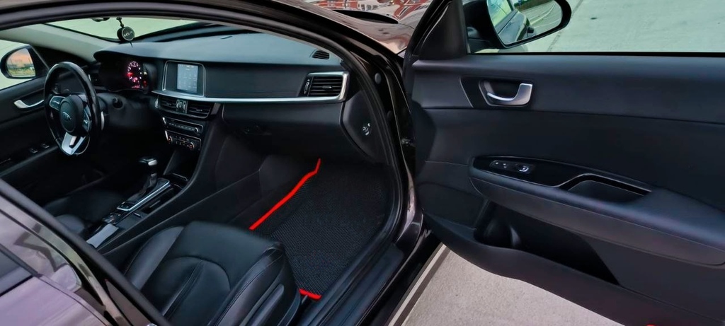 KIA Optima IV рестайлинг, 2018 год, 1 800 000 рублей, 4 фотография