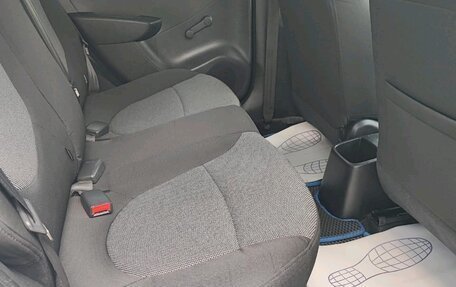 Hyundai Solaris II рестайлинг, 2013 год, 560 000 рублей, 13 фотография