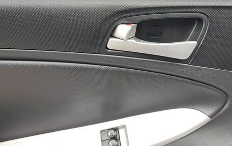 Hyundai Solaris II рестайлинг, 2013 год, 560 000 рублей, 12 фотография