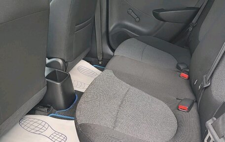 Hyundai Solaris II рестайлинг, 2013 год, 560 000 рублей, 14 фотография
