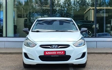 Hyundai Solaris II рестайлинг, 2013 год, 560 000 рублей, 2 фотография