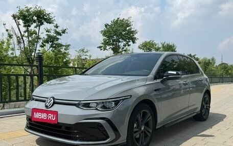 Volkswagen Golf VIII, 2021 год, 1 300 000 рублей, 1 фотография