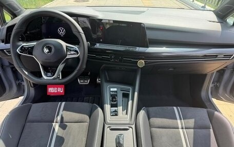 Volkswagen Golf VIII, 2021 год, 1 300 000 рублей, 7 фотография