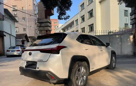 Lexus UX I, 2021 год, 2 249 000 рублей, 3 фотография