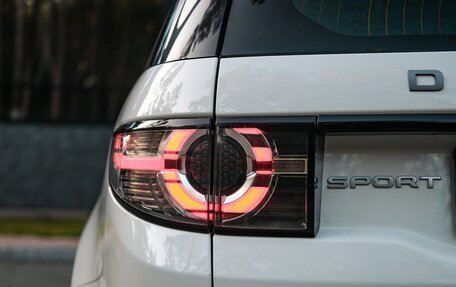 Land Rover Discovery Sport I рестайлинг, 2015 год, 1 799 999 рублей, 24 фотография
