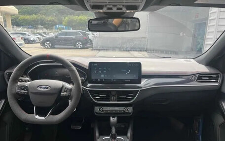 Ford Focus IV, 2022 год, 1 290 000 рублей, 11 фотография