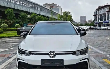 Volkswagen Golf VIII, 2022 год, 1 896 080 рублей, 3 фотография