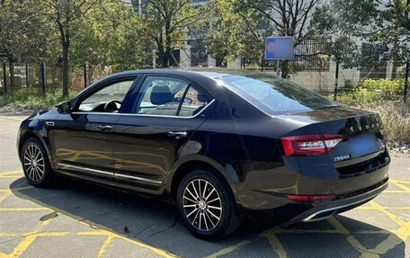Skoda Octavia, 2020 год, 1 200 000 рублей, 3 фотография