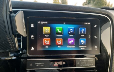 Mitsubishi Outlander III рестайлинг 3, 2019 год, 2 200 000 рублей, 19 фотография