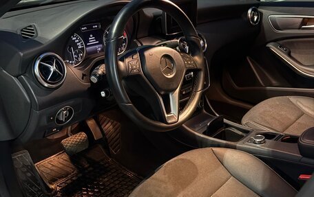 Mercedes-Benz A-Класс, 2014 год, 1 785 000 рублей, 24 фотография