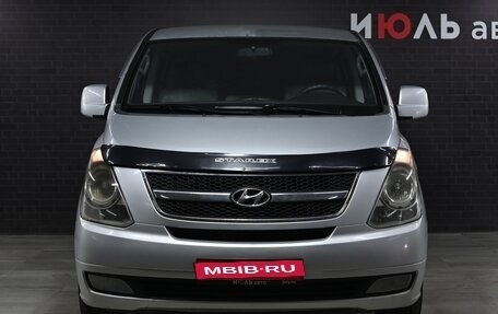Hyundai Grand Starex Grand Starex I рестайлинг 2, 2008 год, 1 250 000 рублей, 2 фотография