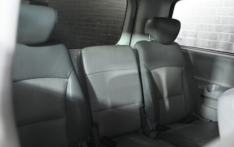 Hyundai Grand Starex Grand Starex I рестайлинг 2, 2008 год, 1 250 000 рублей, 17 фотография
