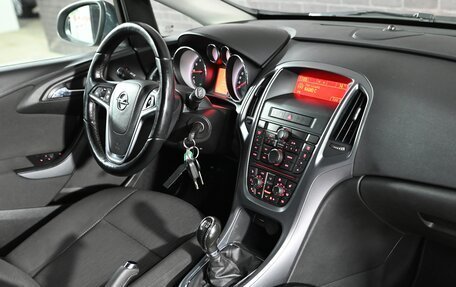 Opel Astra J, 2014 год, 900 000 рублей, 16 фотография