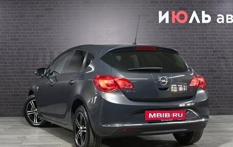 Opel Astra J, 2014 год, 900 000 рублей, 4 фотография
