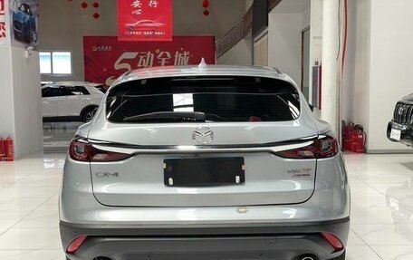 Mazda CX-4, 2021 год, 1 943 000 рублей, 5 фотография