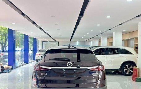 Mazda CX-4, 2021 год, 1 943 000 рублей, 4 фотография
