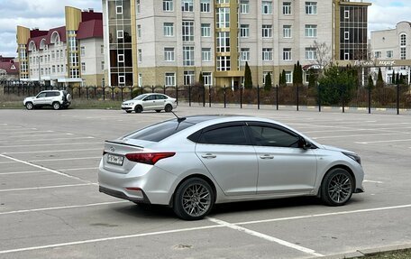 Hyundai Solaris II рестайлинг, 2017 год, 1 550 000 рублей, 13 фотография