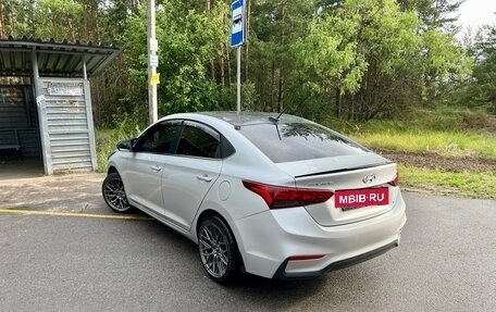 Hyundai Solaris II рестайлинг, 2017 год, 1 550 000 рублей, 3 фотография