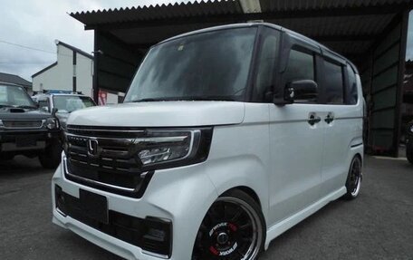 Honda N-BOX II, 2022 год, 881 000 рублей, 1 фотография