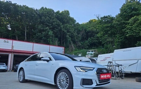 Audi A6, 2021 год, 2 800 000 рублей, 7 фотография