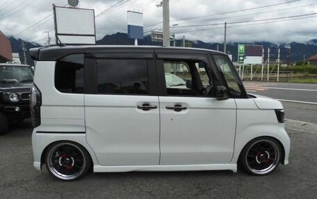 Honda N-BOX II, 2022 год, 881 000 рублей, 7 фотография