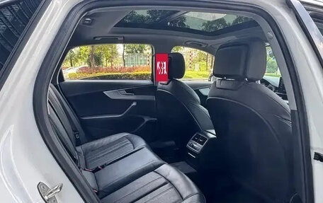 Audi A4, 2022 год, 2 290 035 рублей, 15 фотография