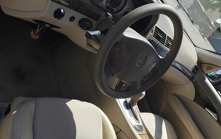 Mercedes-Benz E-Класс, 2004 год, 850 000 рублей, 4 фотография
