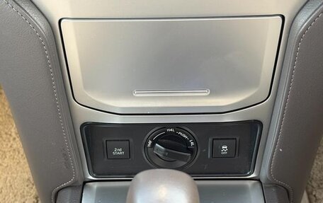 Toyota Land Cruiser Prado 150 рестайлинг 2, 2022 год, 3 275 000 рублей, 25 фотография