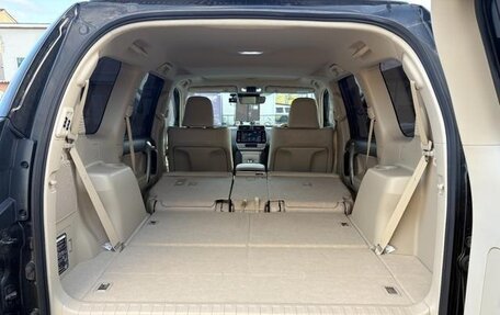 Toyota Land Cruiser Prado 150 рестайлинг 2, 2022 год, 3 275 000 рублей, 40 фотография