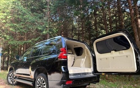 Toyota Land Cruiser Prado 150 рестайлинг 2, 2022 год, 3 275 000 рублей, 37 фотография