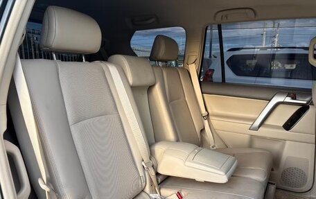Toyota Land Cruiser Prado 150 рестайлинг 2, 2022 год, 3 275 000 рублей, 35 фотография