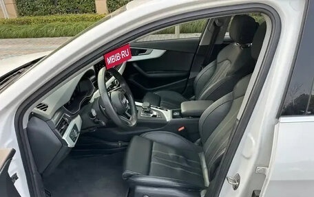 Audi A4, 2022 год, 2 300 035 рублей, 6 фотография