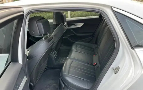 Audi A4, 2022 год, 2 300 035 рублей, 10 фотография