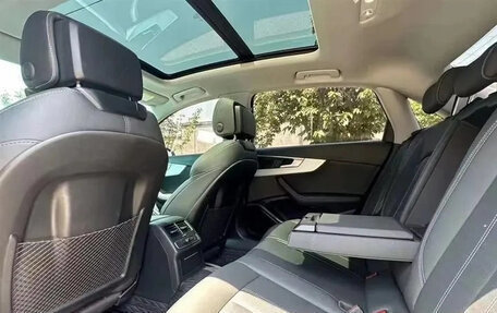 Audi A4, 2023 год, 2 435 000 рублей, 6 фотография