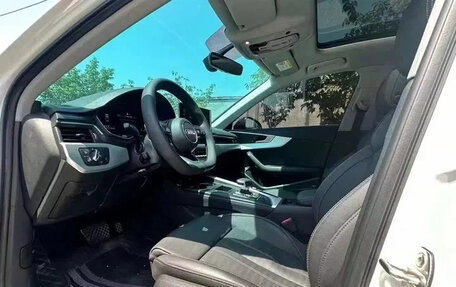 Audi A4, 2023 год, 2 435 000 рублей, 2 фотография