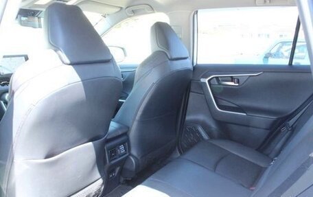 Toyota RAV4, 2021 год, 2 217 000 рублей, 32 фотография