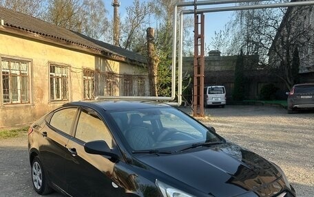 Hyundai Solaris II рестайлинг, 2013 год, 485 000 рублей, 2 фотография