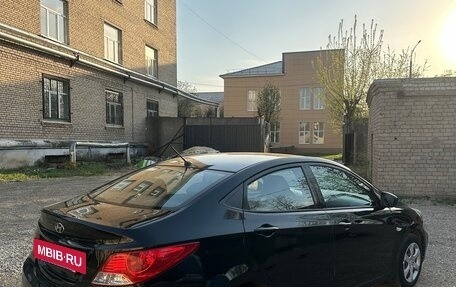 Hyundai Solaris II рестайлинг, 2013 год, 485 000 рублей, 3 фотография