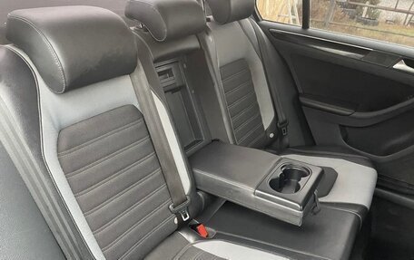 Volkswagen Jetta VI, 2015 год, 1 200 000 рублей, 17 фотография