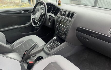 Volkswagen Jetta VI, 2015 год, 1 200 000 рублей, 16 фотография