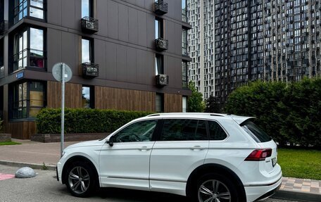 Volkswagen Tiguan II, 2018 год, 3 150 000 рублей, 2 фотография
