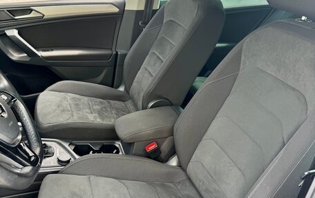 Volkswagen Tiguan II, 2018 год, 3 150 000 рублей, 6 фотография