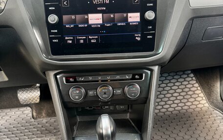 Volkswagen Tiguan II, 2018 год, 3 150 000 рублей, 5 фотография